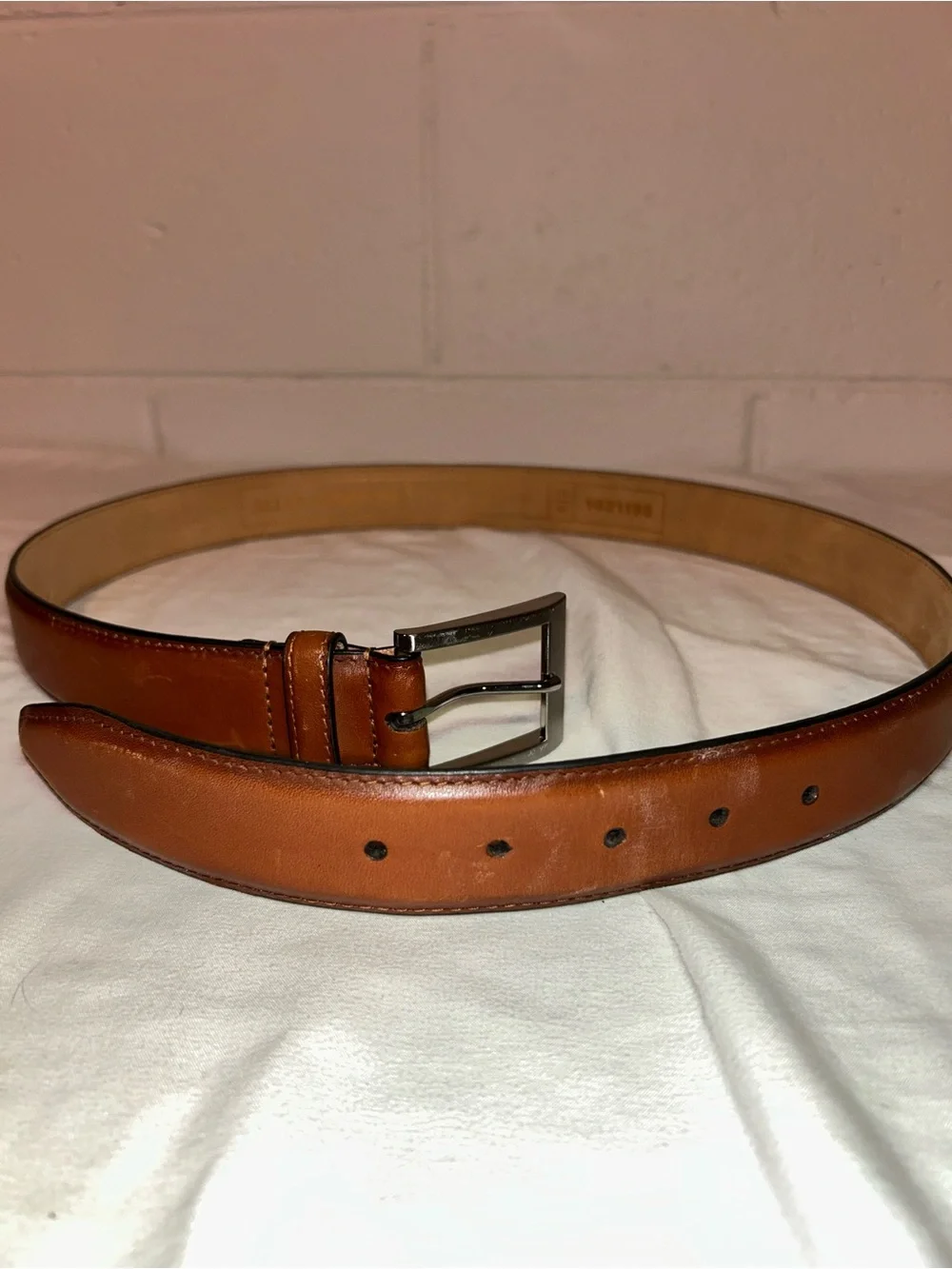 Allen Edmonds Men's Tan Leather Dress Belt with Silver Buckle 38/97
